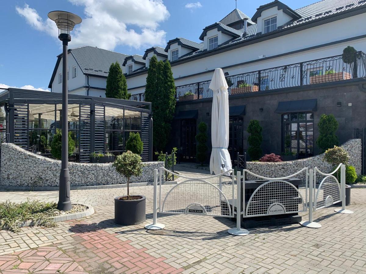 Hotel Kameleon ดาร์นอบเจก ภายนอก รูปภาพ